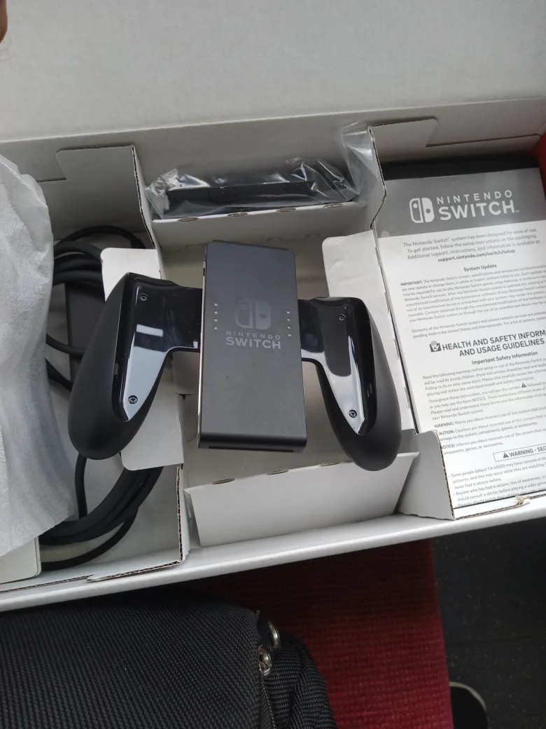 Nintendo Switch with Neon Blue and Red Joy-Con image indicator(4)