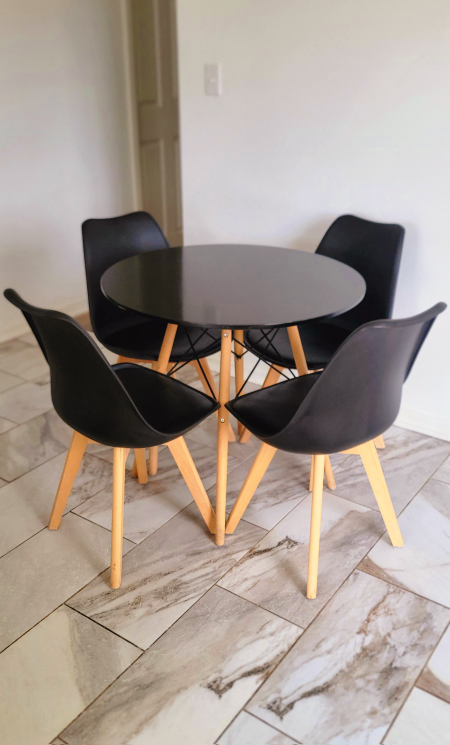 Black Round Dining Table with 4 Chairs