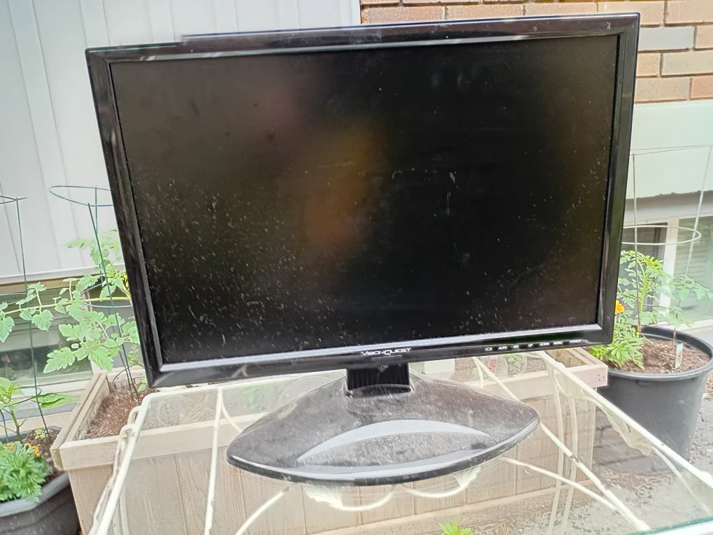 VisionQuest VQ-1960 19" LCD Monitor thumbnail