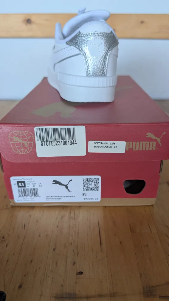 Boxed Brand New Never Worn size 8.5 Puma Tennis Runners image indicator(7)