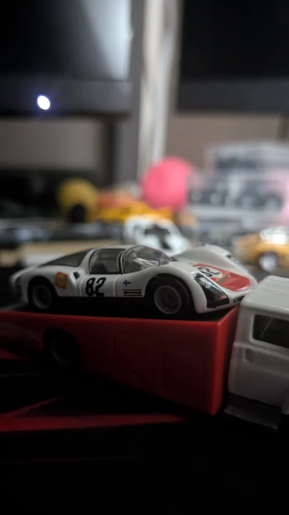 Hot Wheels Premium Porsche Diorama Set image indicator(5)