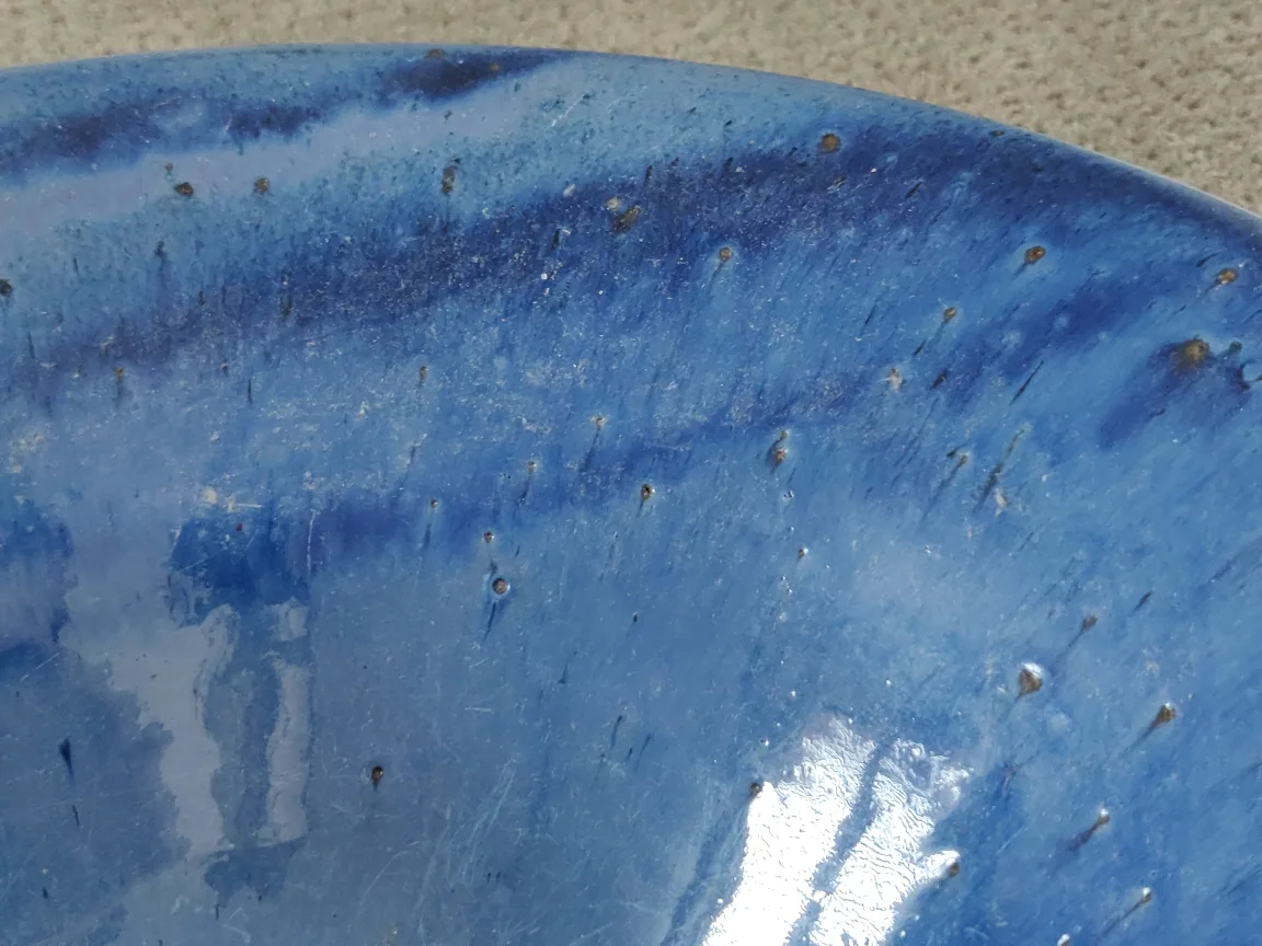 Large Decorative Glazed Pottery Fruit Bowl / Centerpiece Decor image indicator(4)