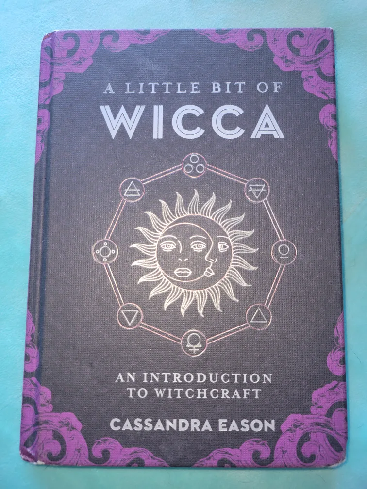 witchcraft/wicca book thumbnail