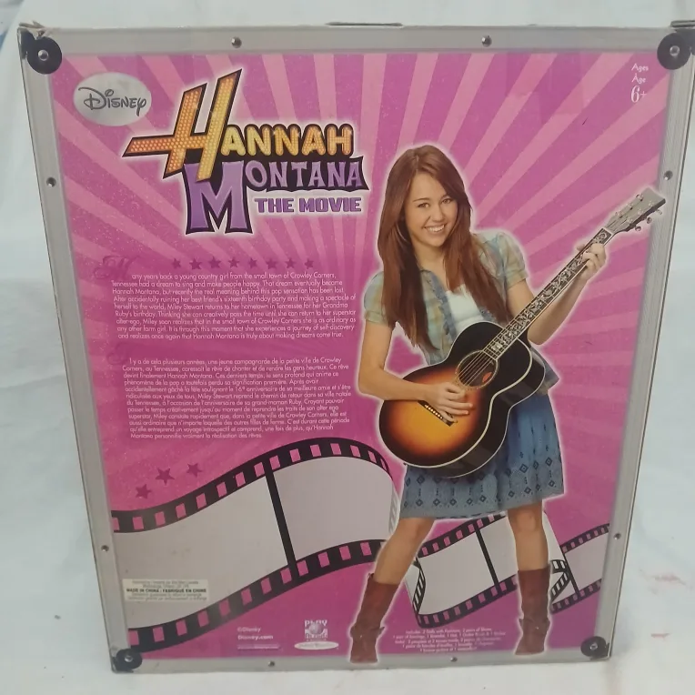 Hannah Montana The Movie Doll Set image indicator(2)