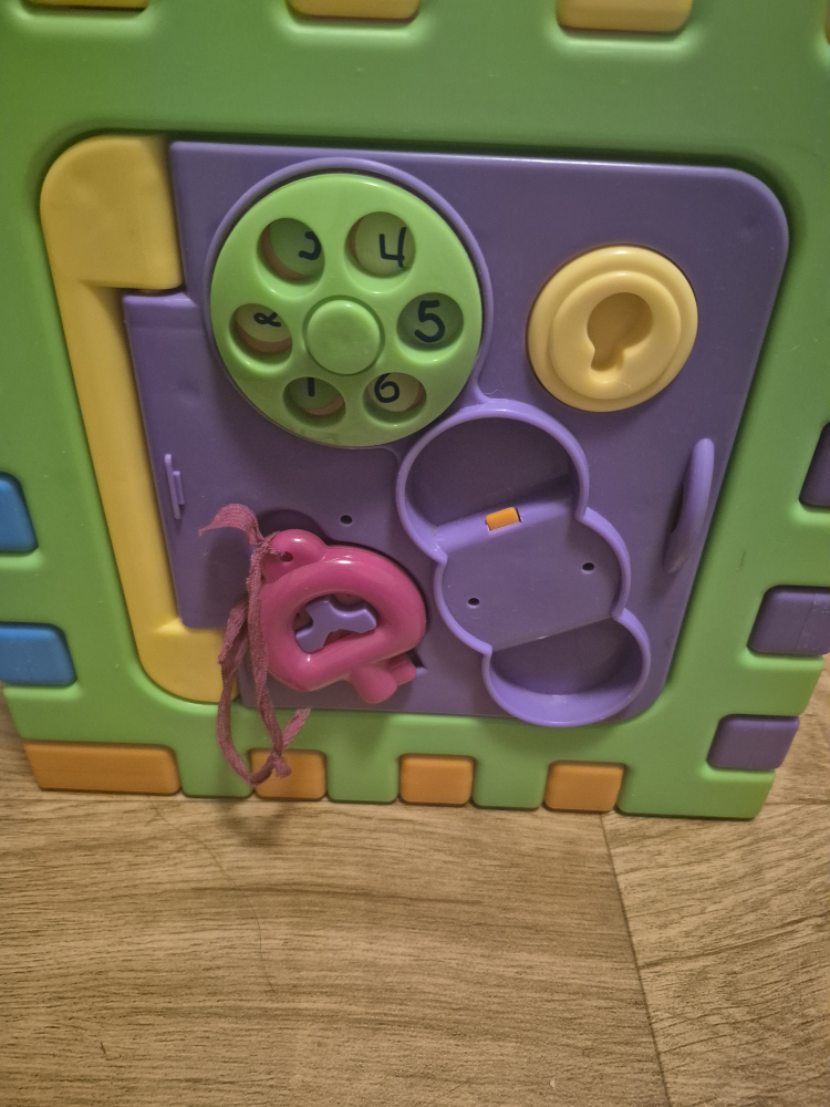 Baby Activity Cube - photo 4