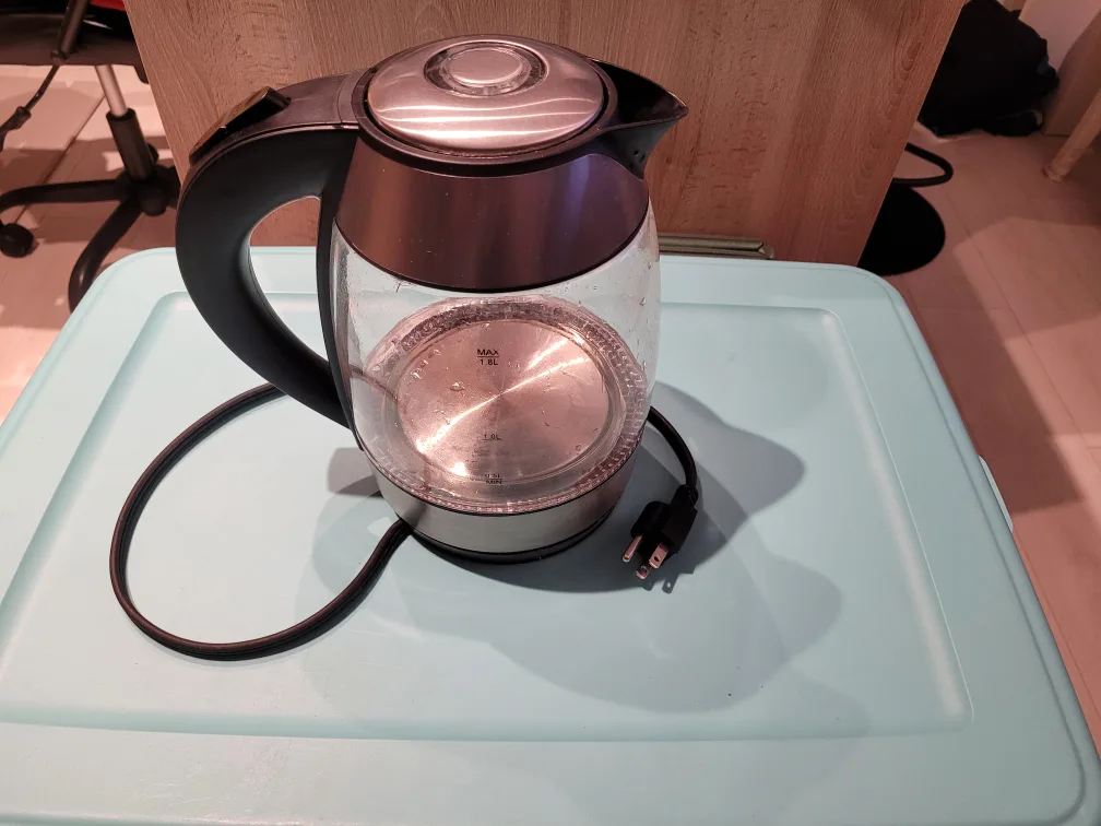 Electric Kettle - Glass with Blue LED image indicator(3)