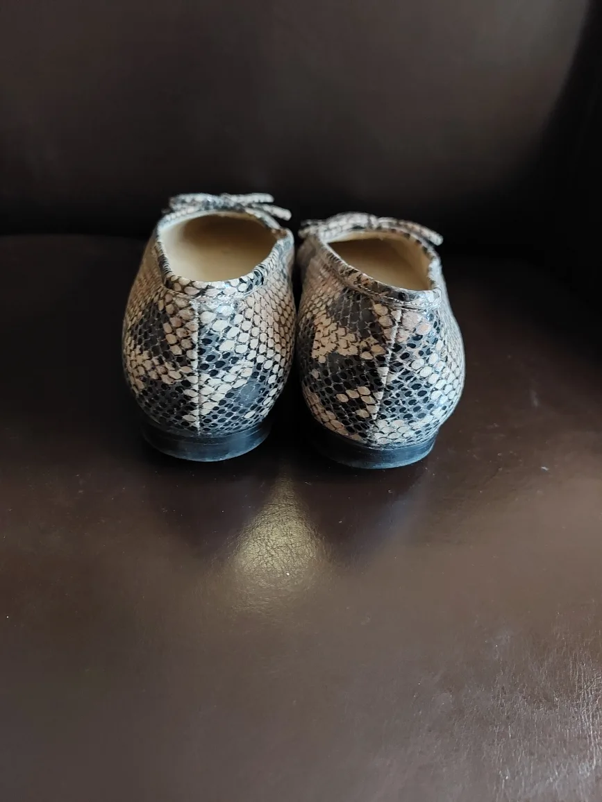 Botticelli Genuine Leather Ballet Flats - Size 7 image indicator(3)