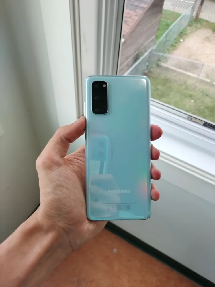 Samsung Galaxy S20 5G thumbnail