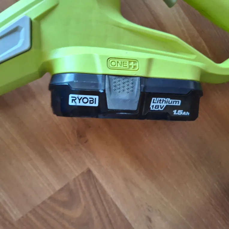 Ryobi Cordless Grass Trimmer/Edger image indicator(2)