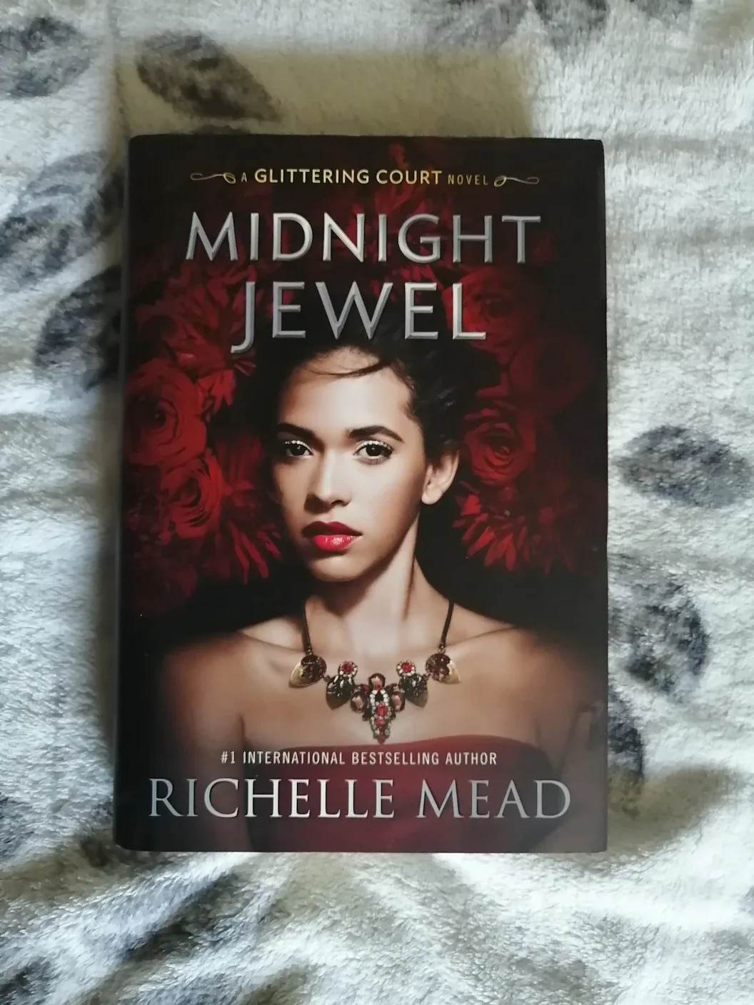 Midnight Jewel by Richelle Mead thumbnail