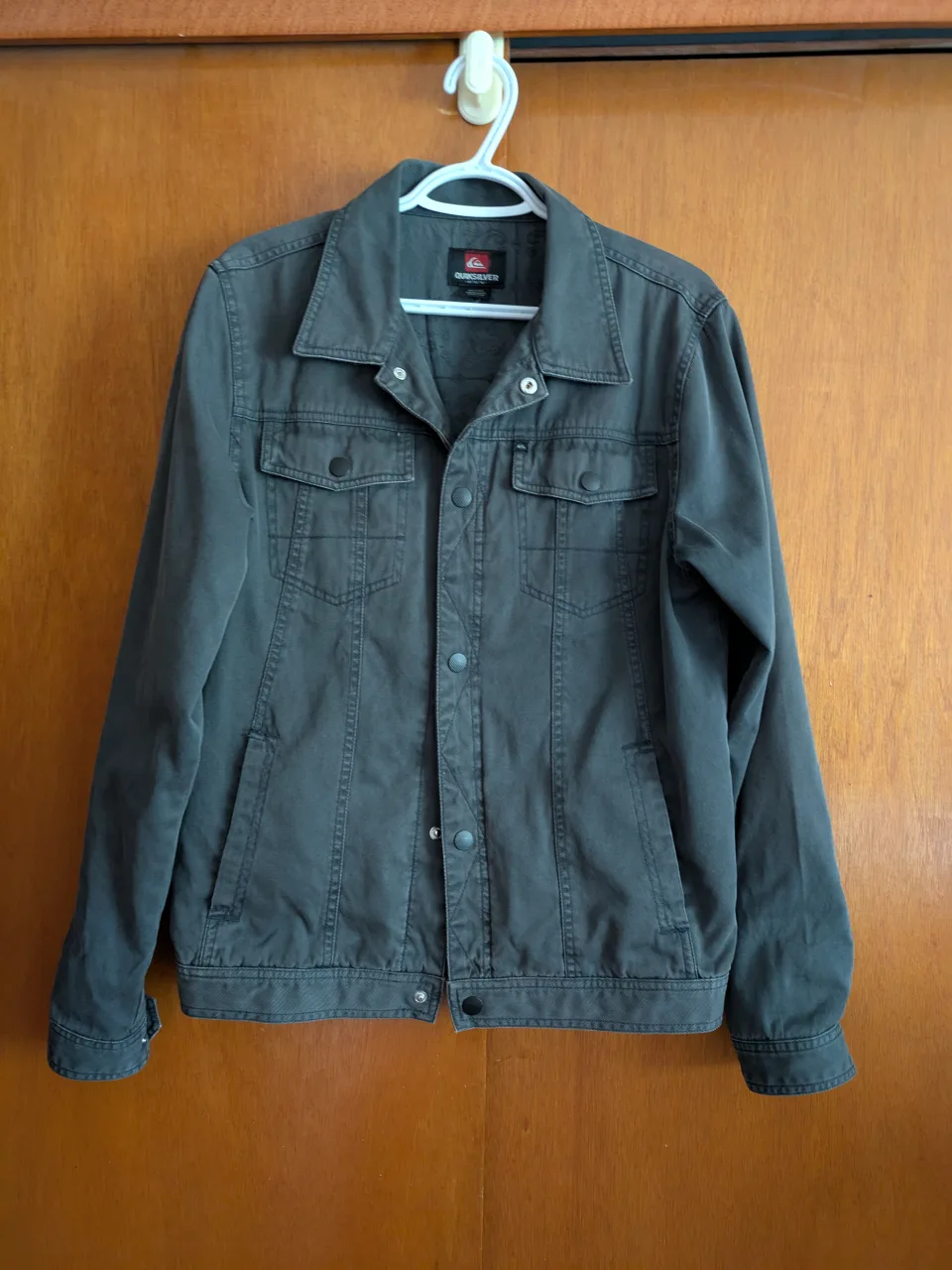 Quiksilver Jacket - Size M thumbnail