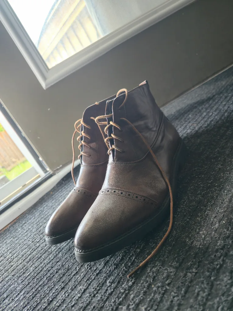 Brown Leather Ankle Boots thumbnail