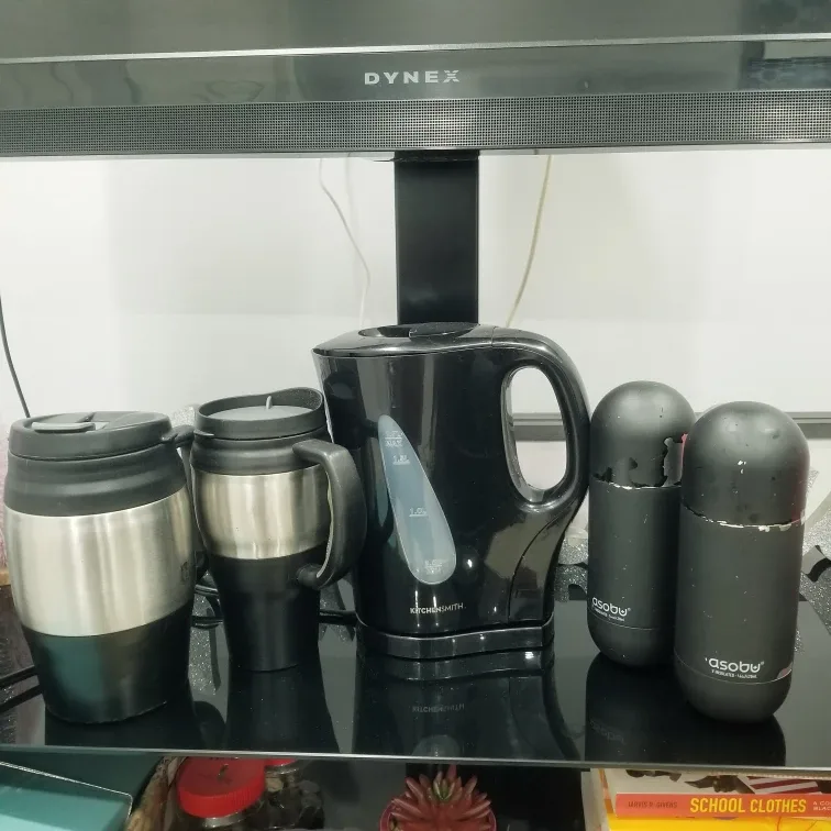 KitchenSmith Black Electric Kettle thumbnail
