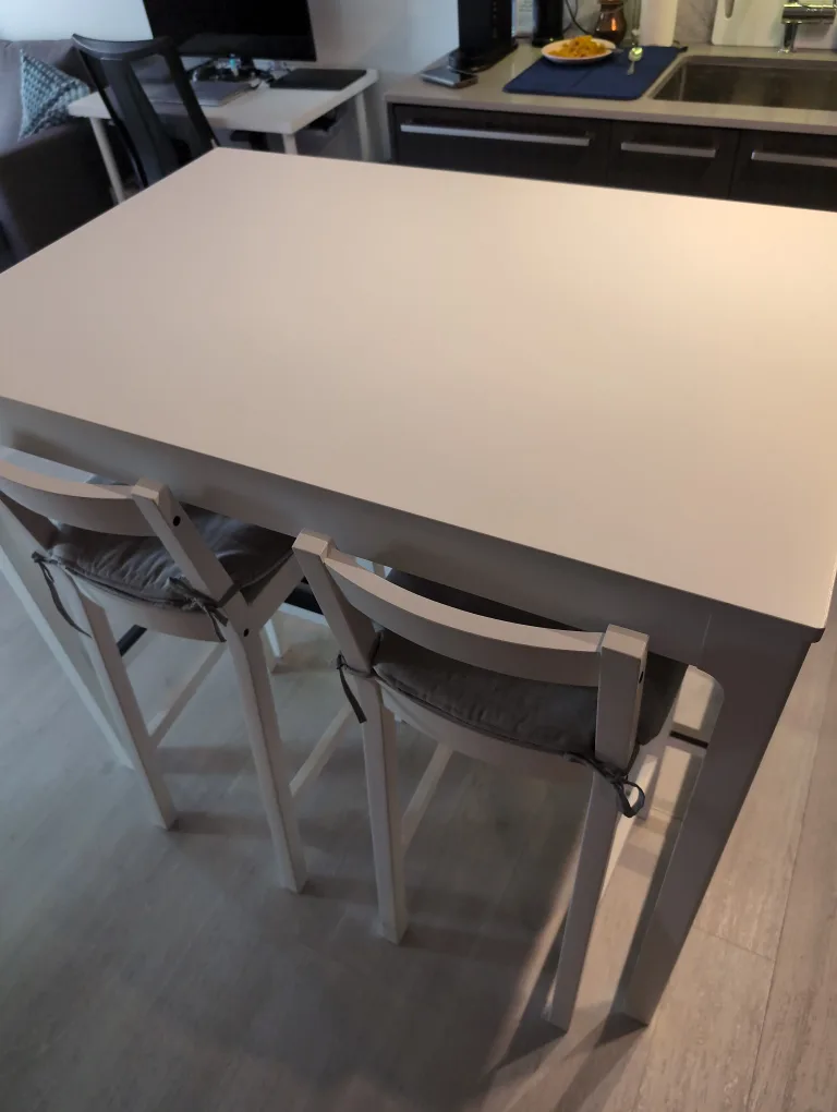 Moving sale - Ikea White Bar Table with 4 Chairs image indicator(8)