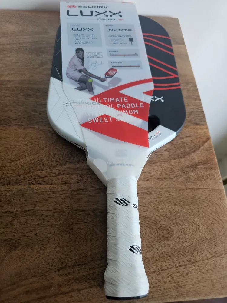 Selkirk LUXX Control Air Pickleball Paddle thumbnail