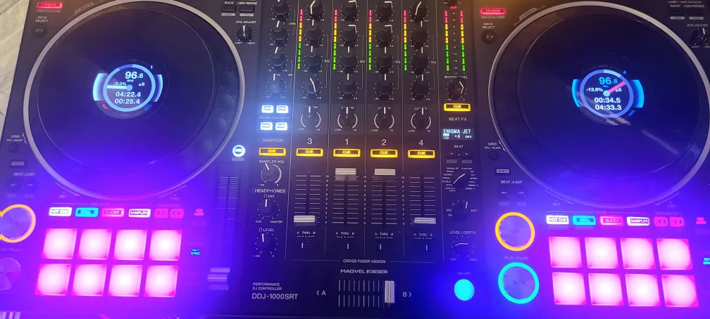 DDJ-1000SRT DJ Controller Serato Pro ddj 1000 ddj1000 srt thumbnail