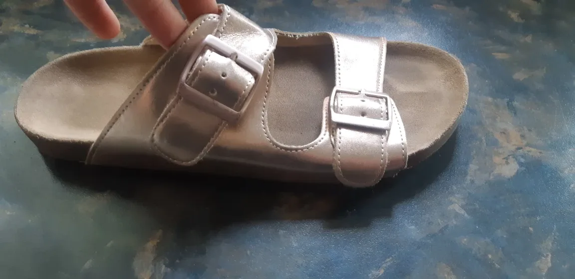 Size 5 Rose Gold Sandals image indicator(4)