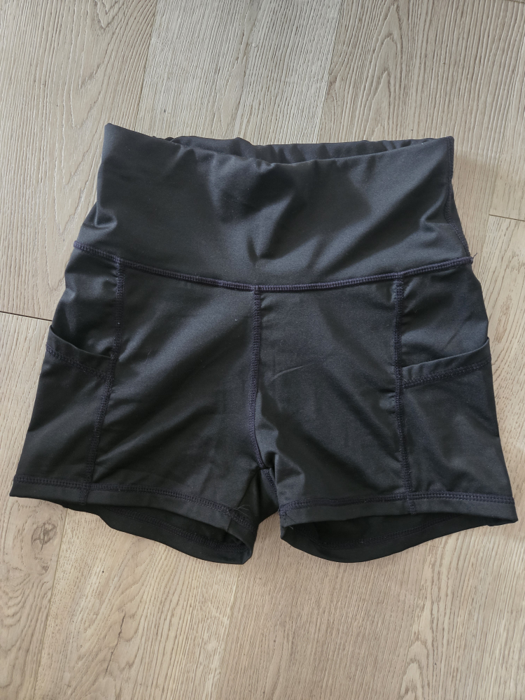XS Black Athletic Shorts with Pockets