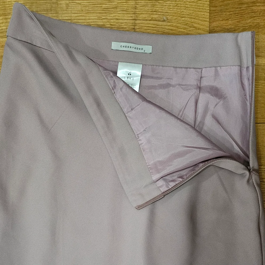 korean mermaid style midi skirt image indicator(2)