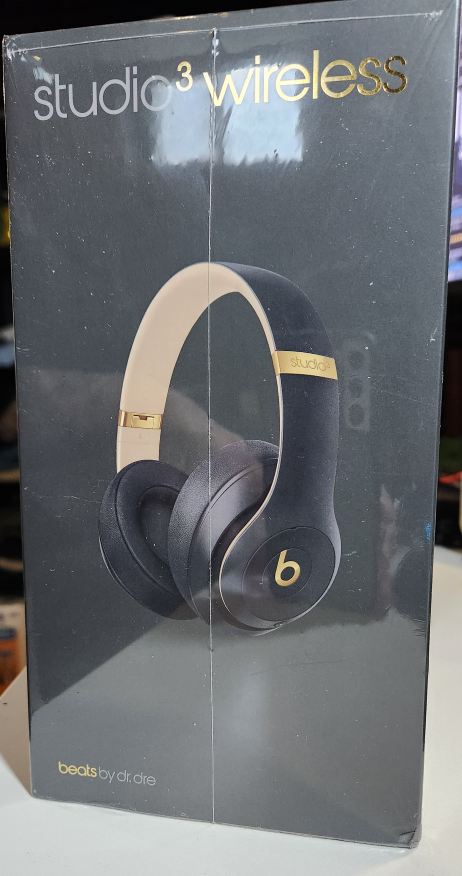 Beats studio3 Headphone - Special Edition - Sealed Box - photo 2