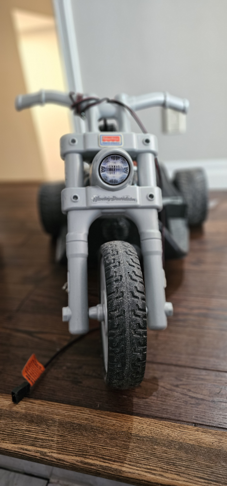 Fisher-Price Harley Davidson Ride On Kids Motorcycle - photo 2