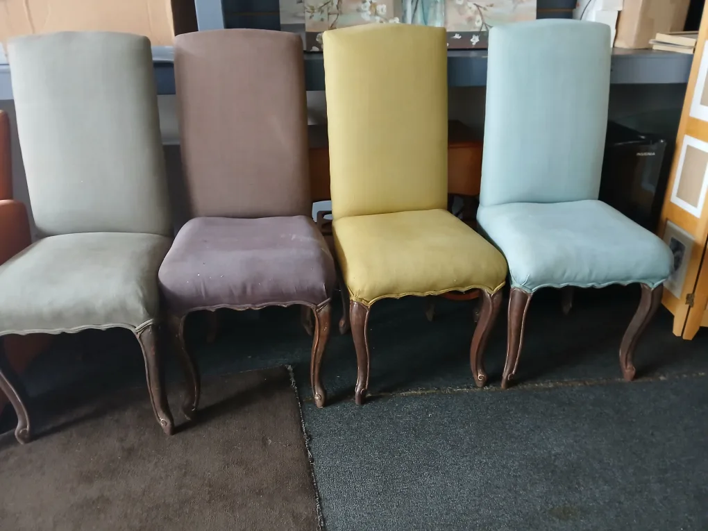 4 chears good condition thumbnail
