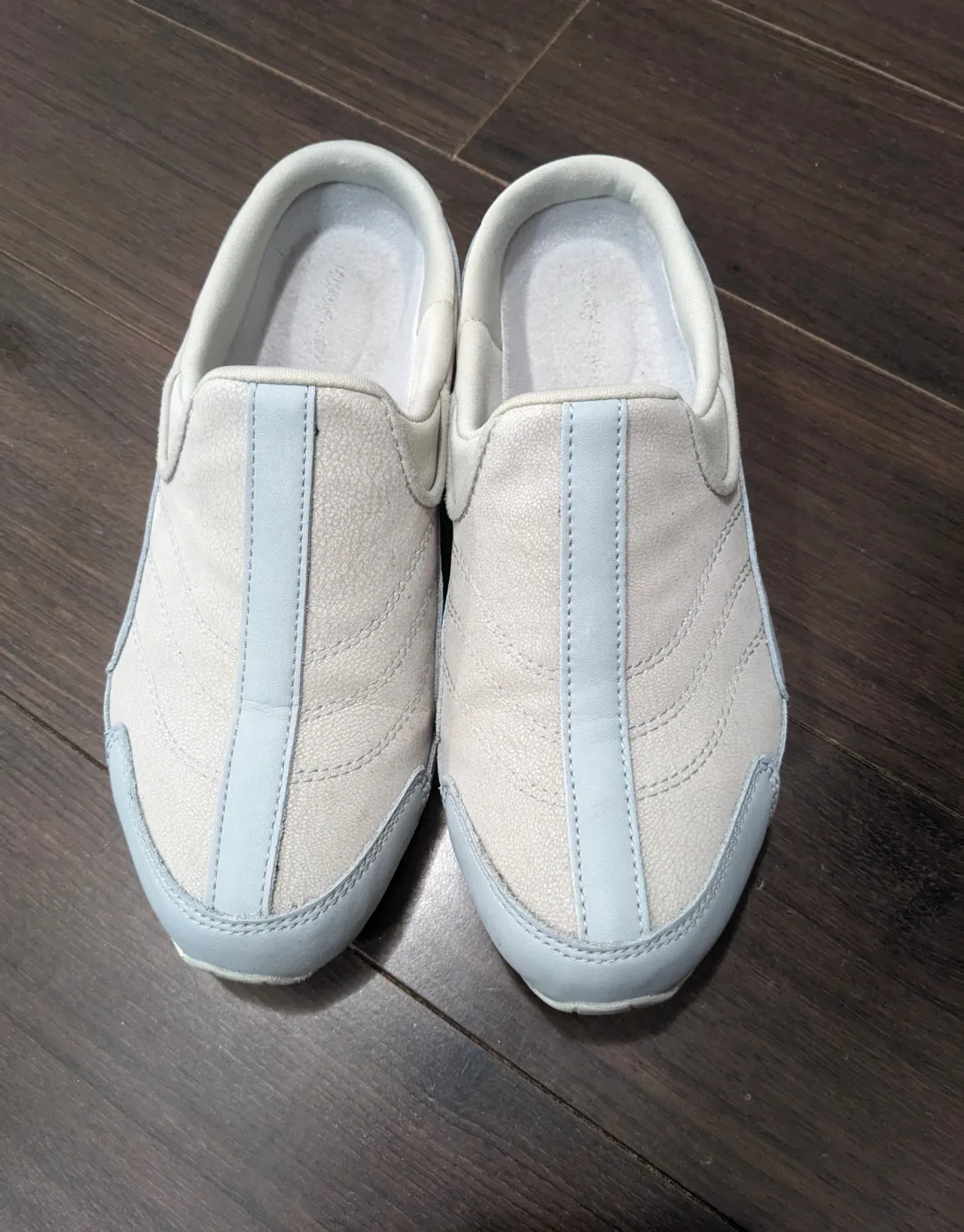 Easy Spirit Women's Traveltime Mules thumbnail