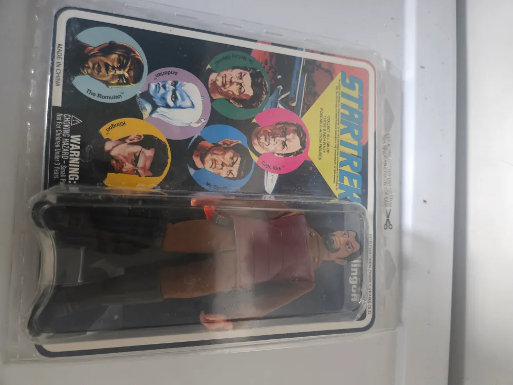 Star Trek Klingon 8 Inch Action Figure thumbnail
