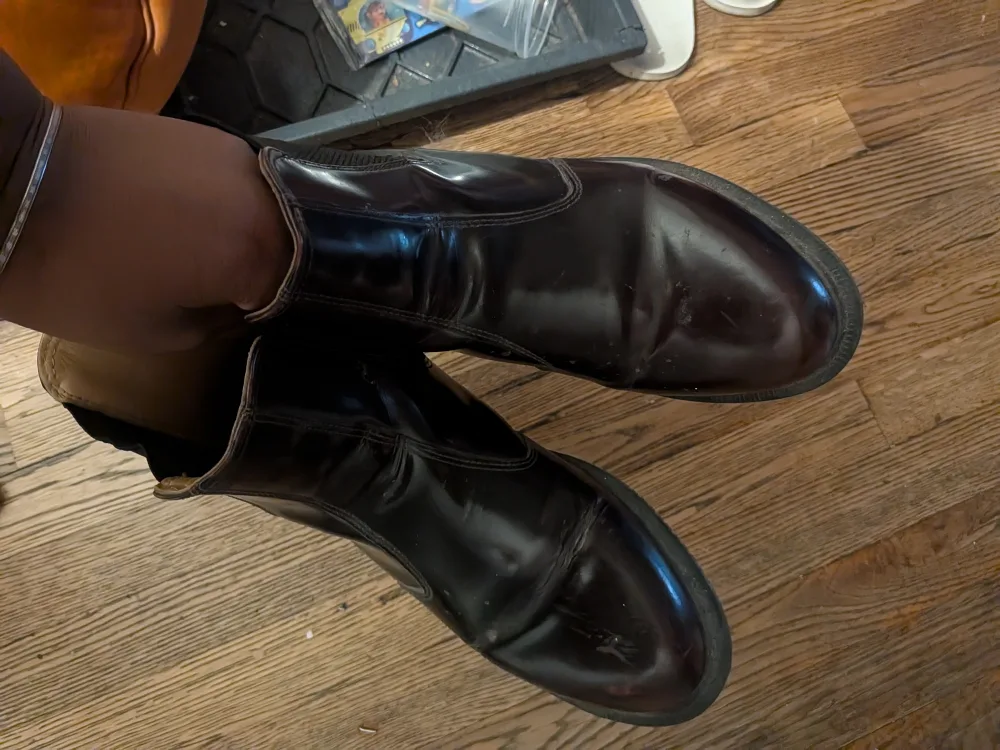 Dr. Martens Chelsea Boots - Dark Brown image indicator(5)
