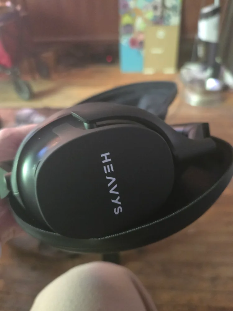 Heavys Headphones with Case thumbnail