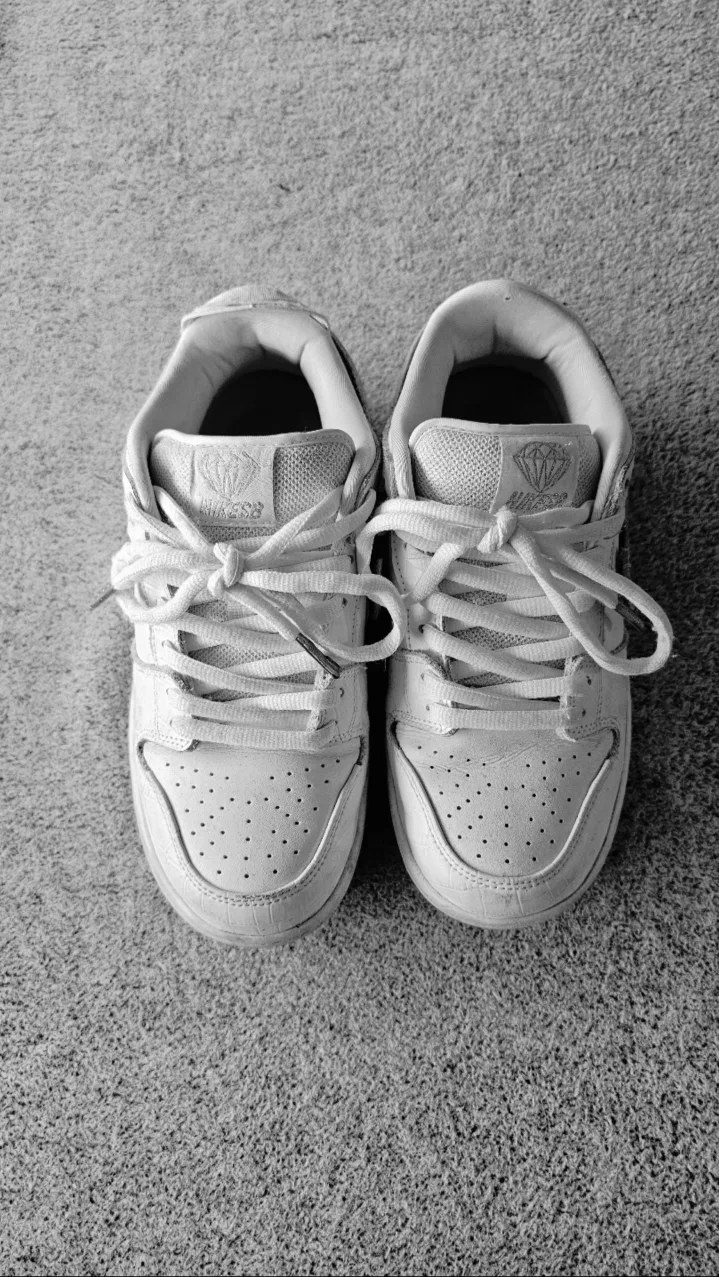 Nike SB Dunk OG Diamond White/Chrome Sneakers thumbnail