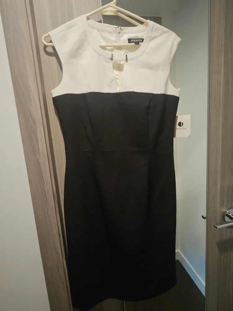Jessica Black & White Dress - Size 6 🇨🇦 thumbnail