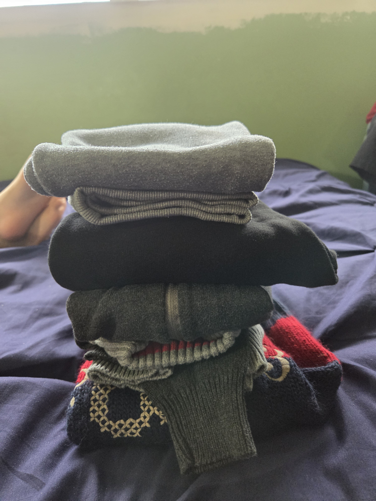 Mixed Clothing Lot - photo 3