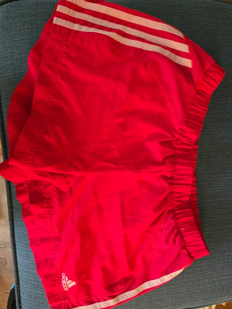 11 piece Mixed Lot of Women's Activewear thumbnail