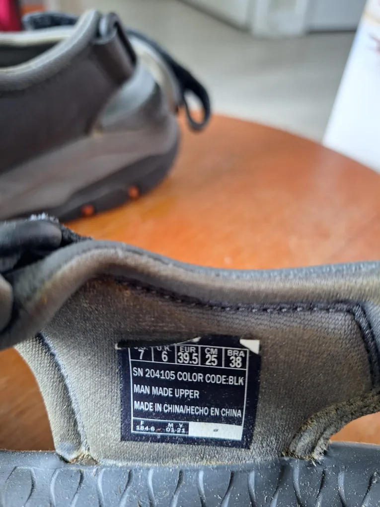 Skechers Sandals - Men's Sz7/Women's Sz9 image indicator(3)