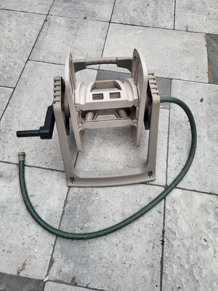 Garden Hose Reel thumbnail