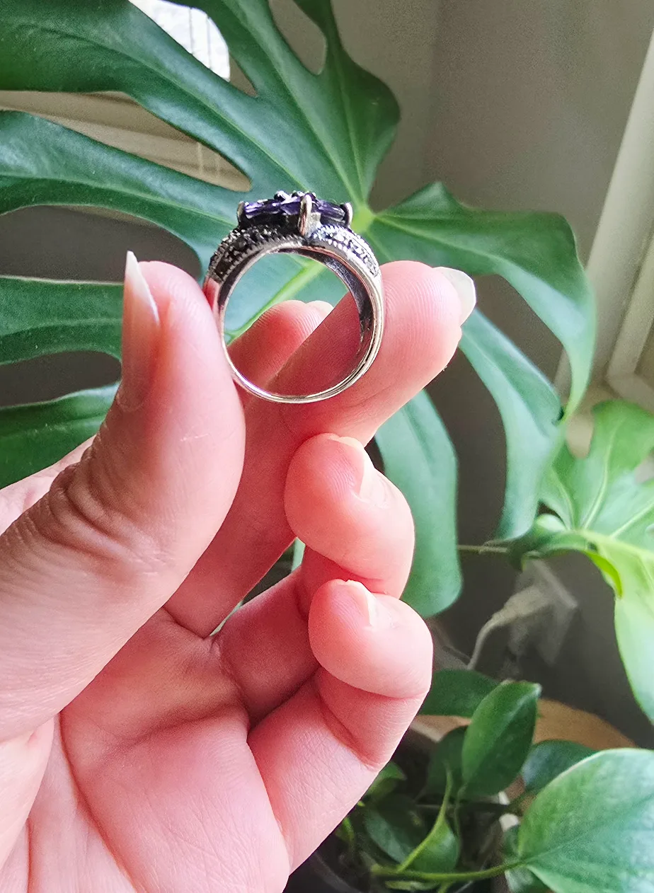 New with tag Sterling Silver Amethyst Ring image indicator(3)