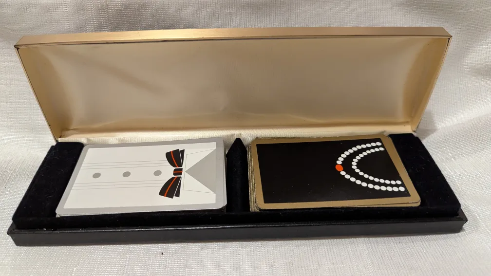 Vintage elegant Congress Playing Cards with velvet lined Box 🇨🇦 thumbnail