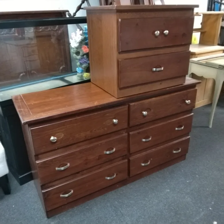 dressers good condition thumbnail
