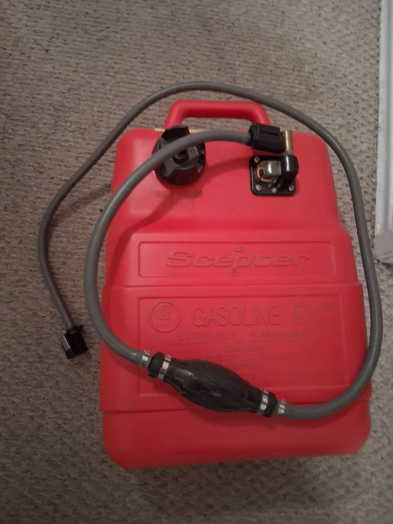 Portable Marine Fuel Tank with hose thumbnail