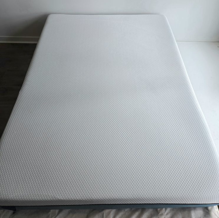 Molblly Double Memory Foam Mattress - Like New | Barely Used - photo 2