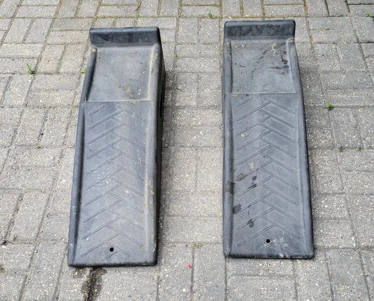 Rhino Ramps Vehicle Ramps - Pair thumbnail