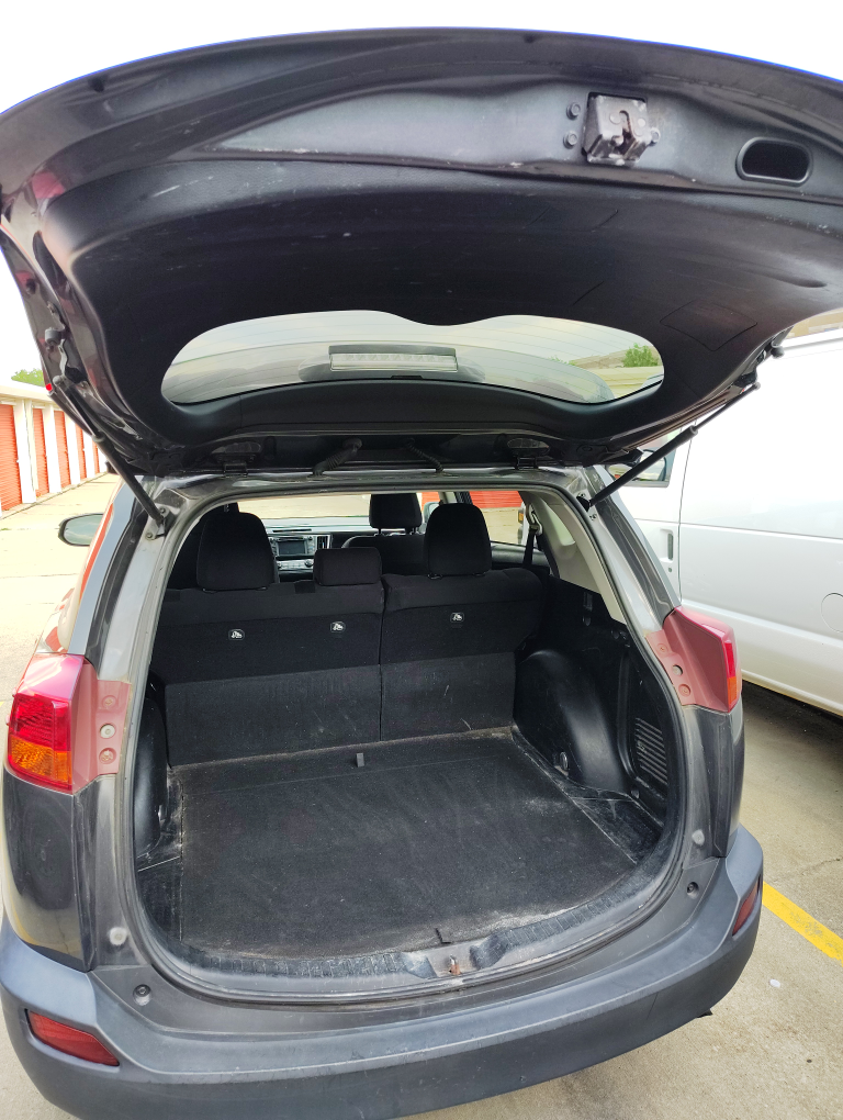 Toyota RAV4 2015 - photo 2