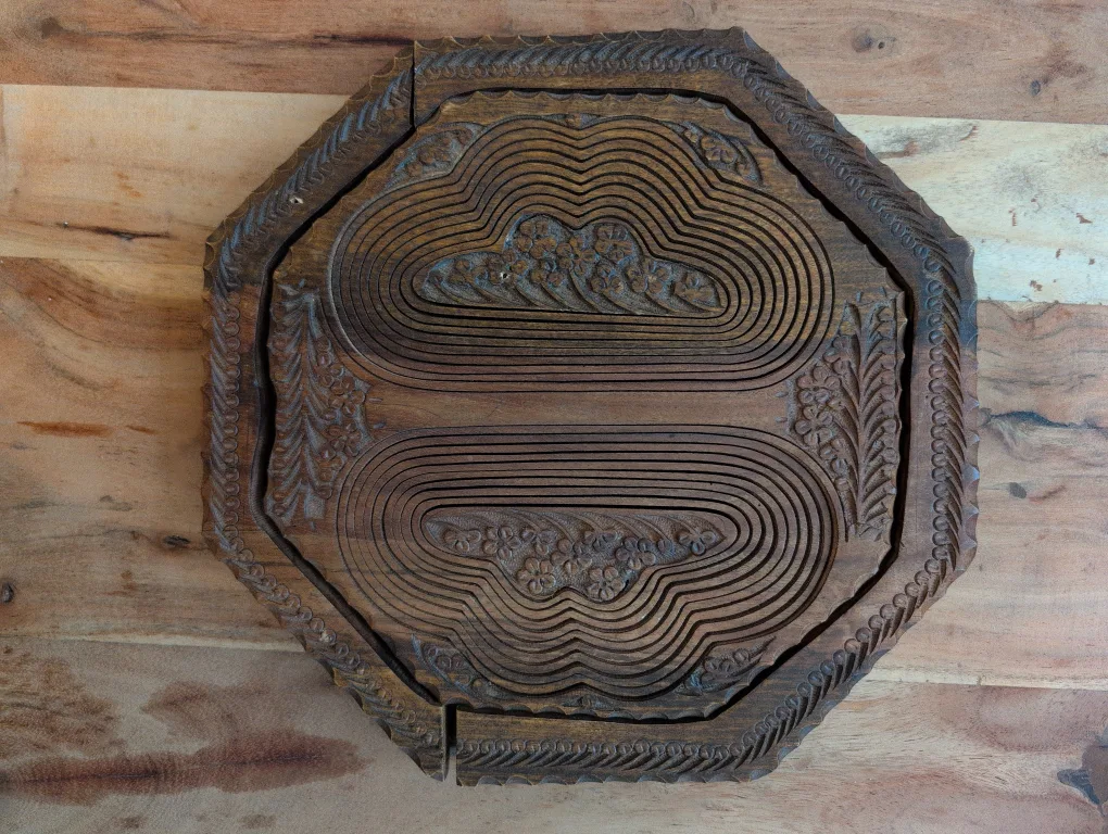 Intricate Wooden Collapsible Basket Serving 🇨🇦 image indicator(5)