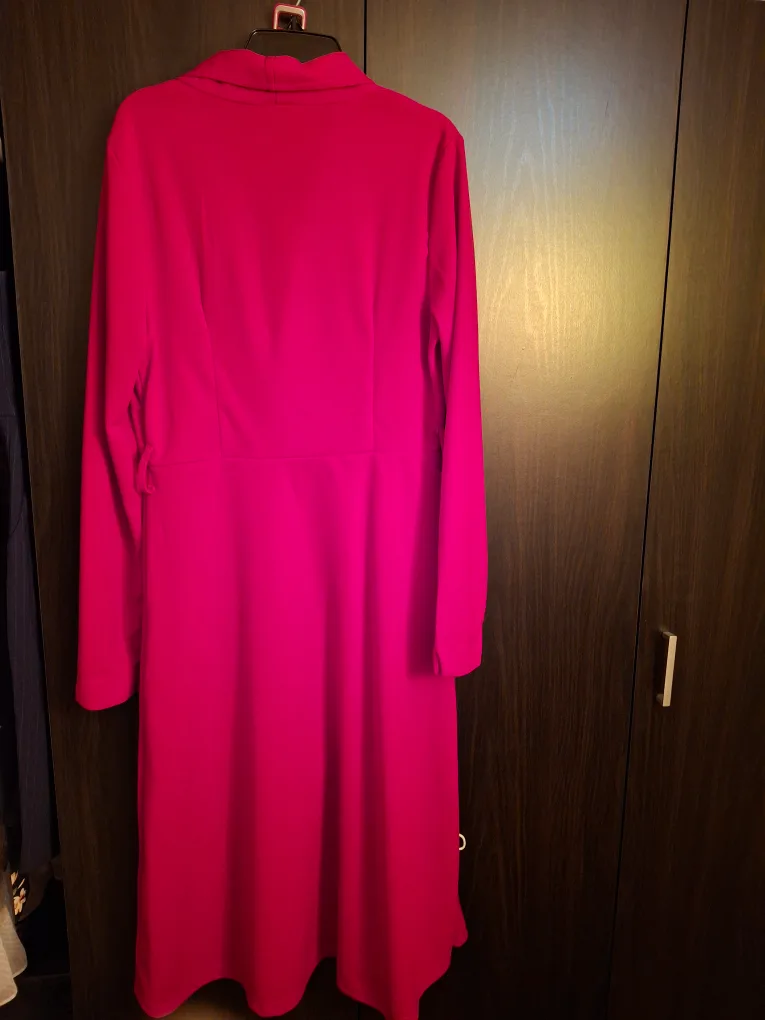 SHEIN Red Pleated Dress Size M image indicator(2)