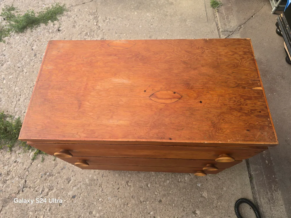 Vintage Wooden 3-Drawer Dresser image indicator(3)