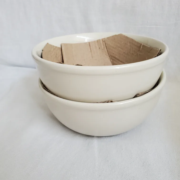 Set of 2 Stoneware Bowls image indicator(4)