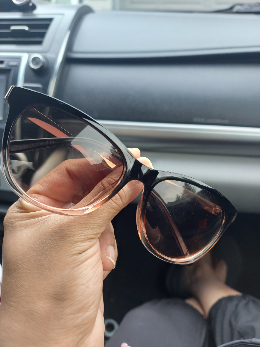 Sunglasses - Black & Peach
