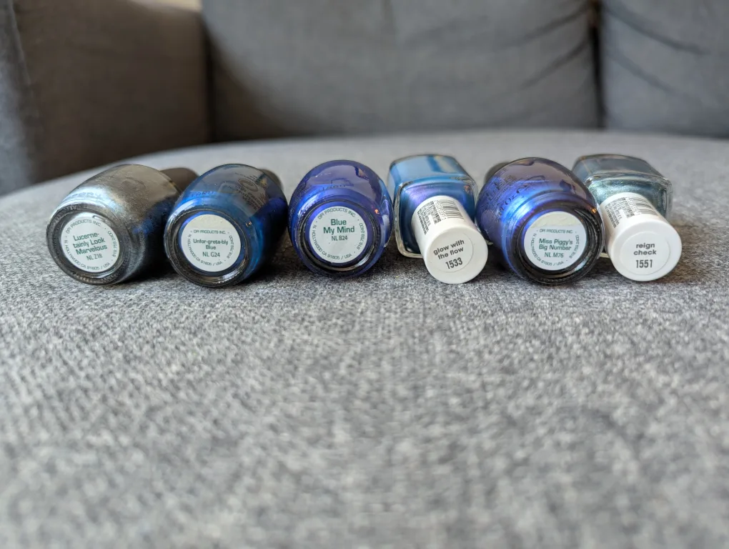 Nail Polish $5 each or $20 for 5 (Blues) image indicator(8)
