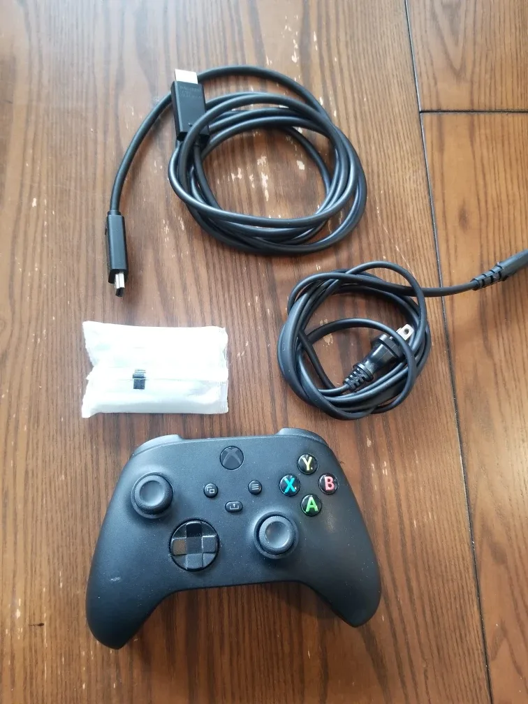 Xbox Series X 1TB Console Bundle + 4 Games and Accessories image indicator(5)